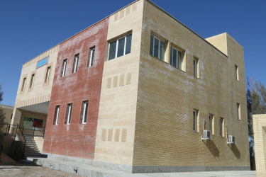 در پنجمین روز هفته دولت  ساختمان جدید مرکز خدمات سلامت محمد آباد شهرستان هامون افتتاح شد